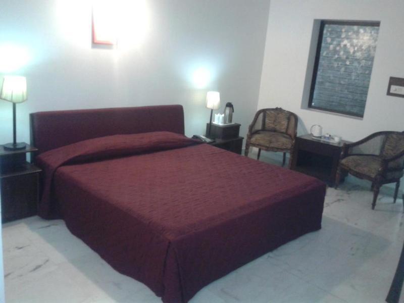 Kailrugji - A City Center Hotel Jaipur Bagian luar foto