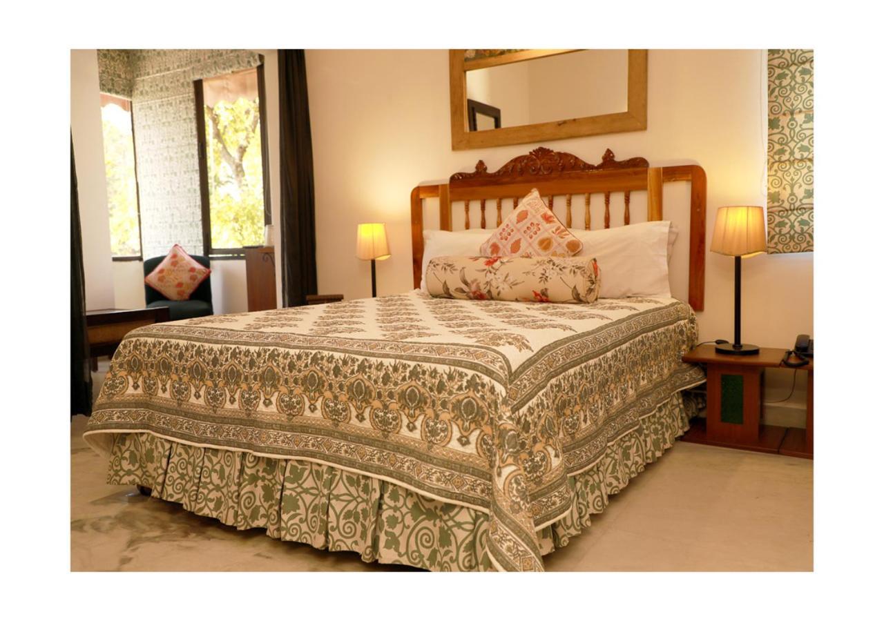 Kailrugji - A City Center Hotel Jaipur Bagian luar foto