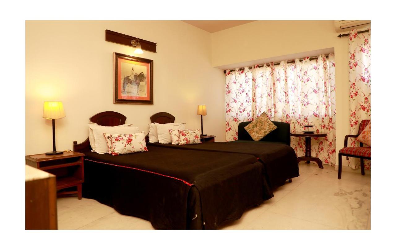 Kailrugji - A City Center Hotel Jaipur Bagian luar foto